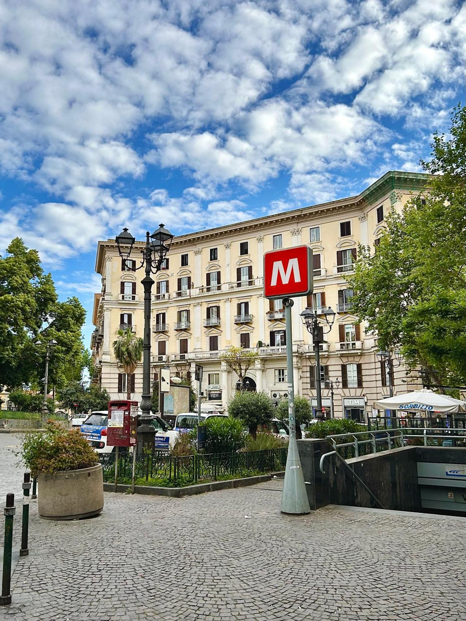 Dimora Bernini Apartment Naples Luaran gambar