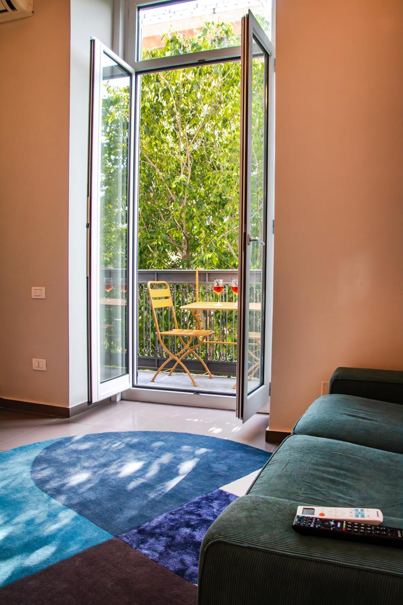 Dimora Bernini Apartment Naples Luaran gambar