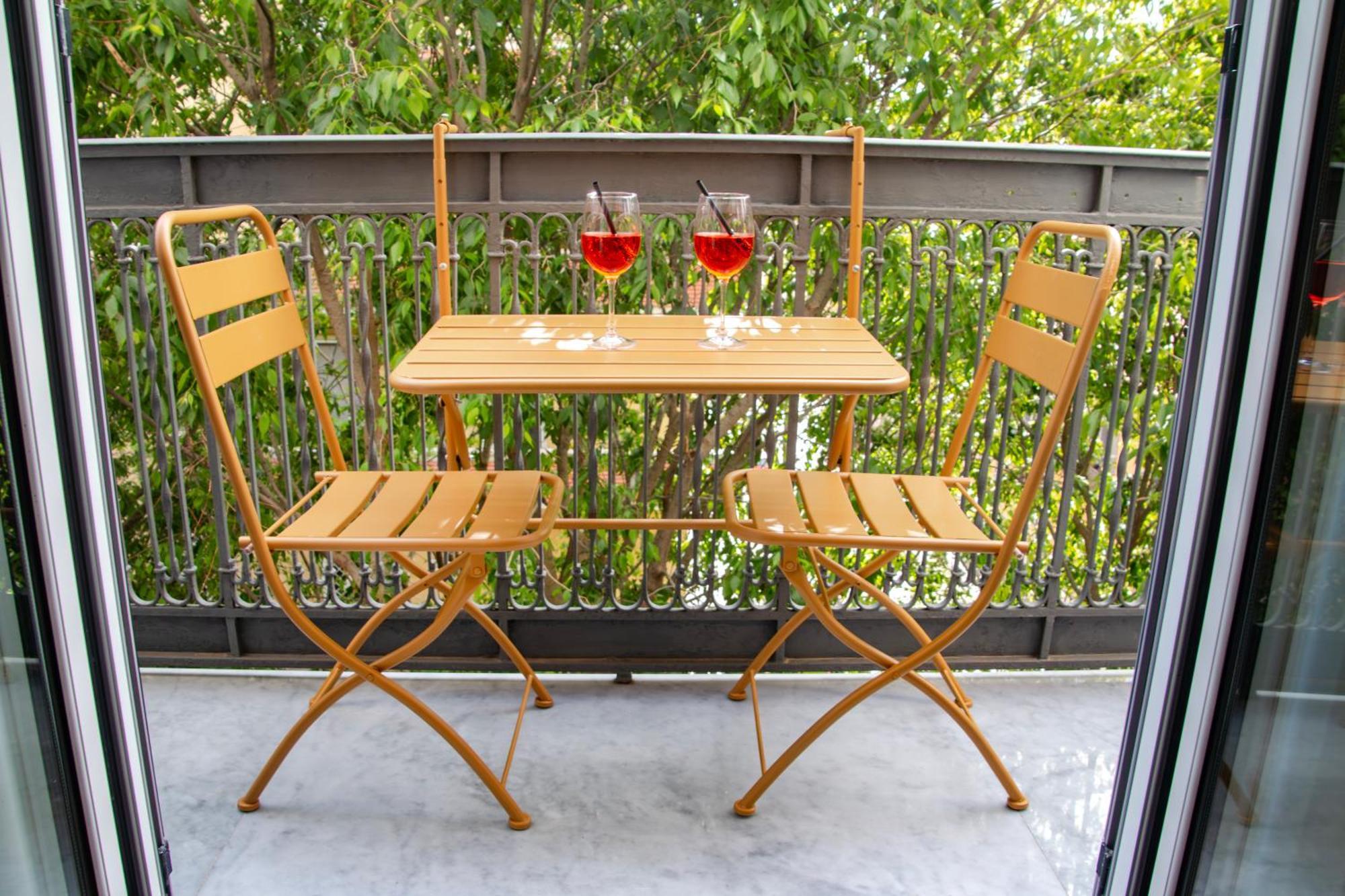 Dimora Bernini Apartment Naples Luaran gambar