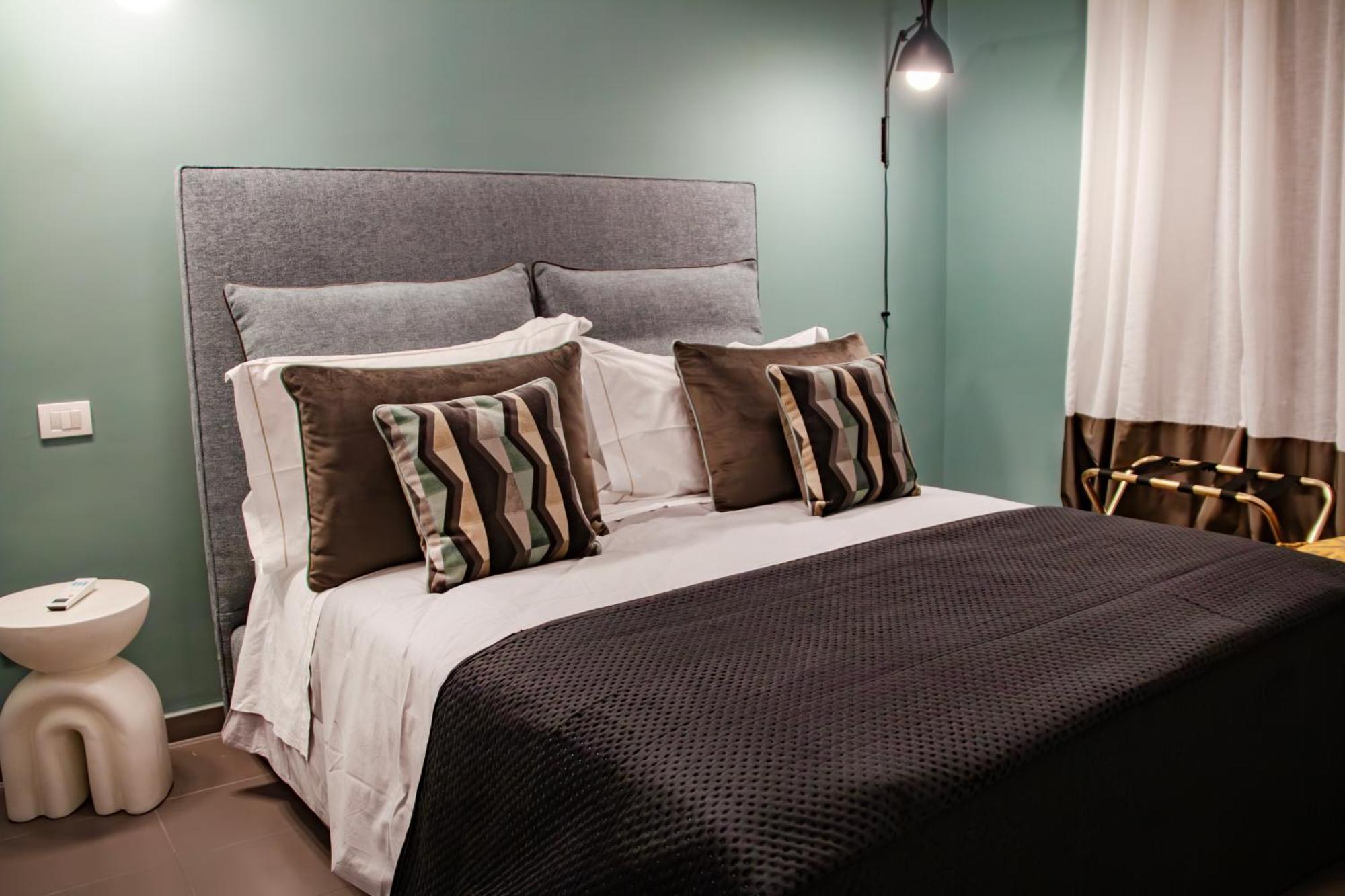Dimora Bernini Apartment Naples Luaran gambar